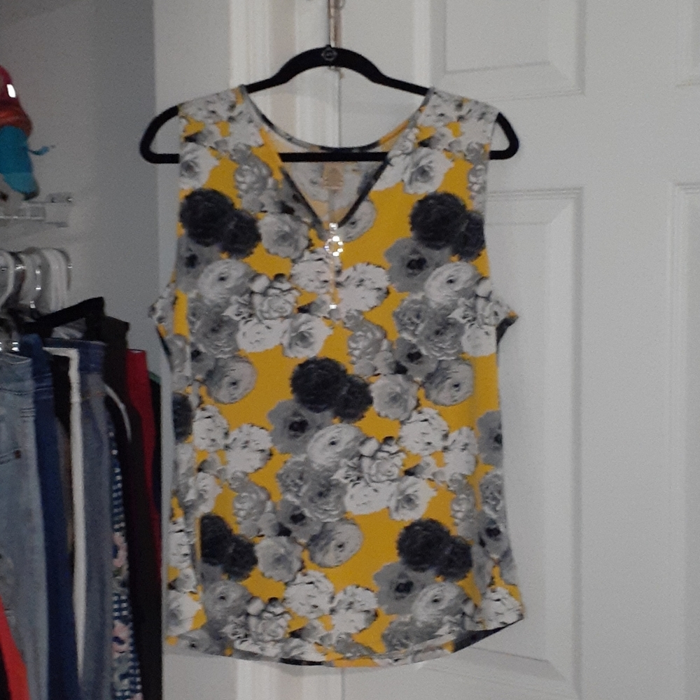 Womens top